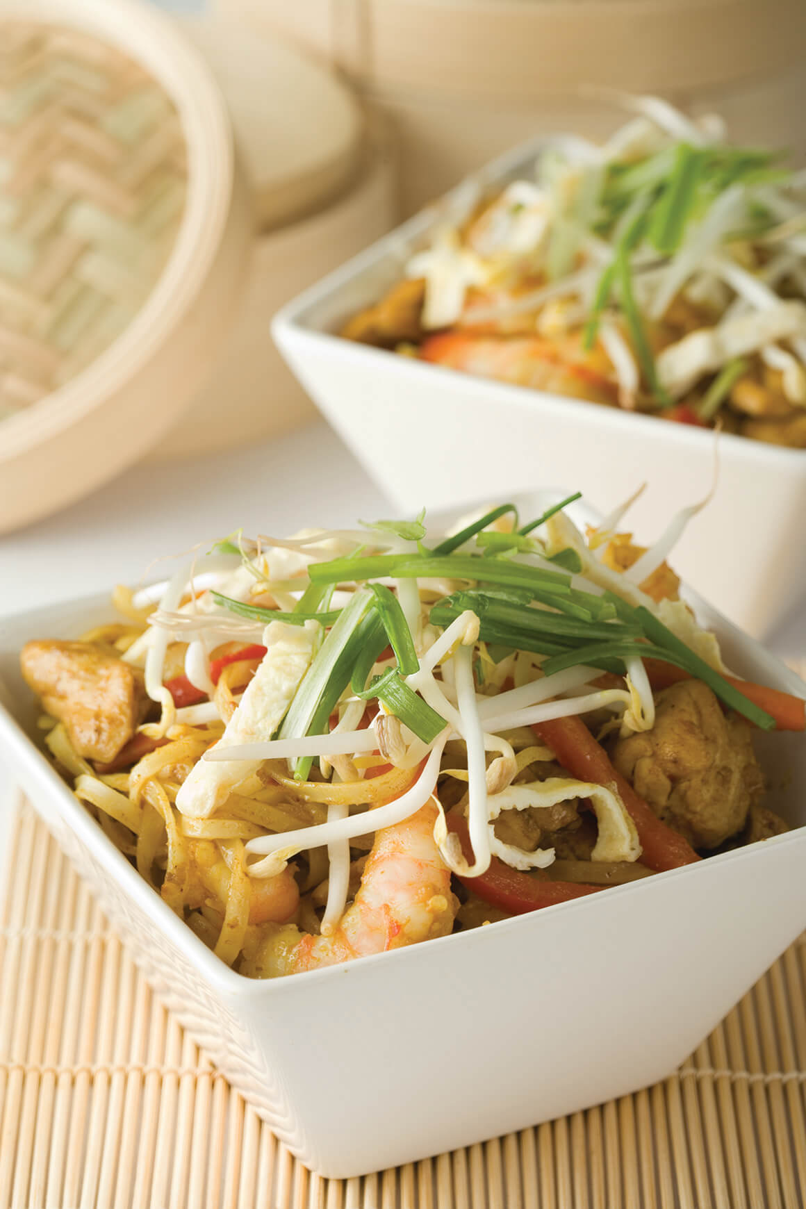 Chicken & Shrimp Curry Pad Thai | Chicken.ca